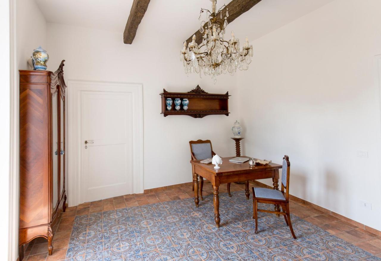 Palazzo Cacace Relais Ξενοδοχείο Meta Εξωτερικό φωτογραφία